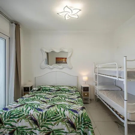 Appartement Planet 504 *